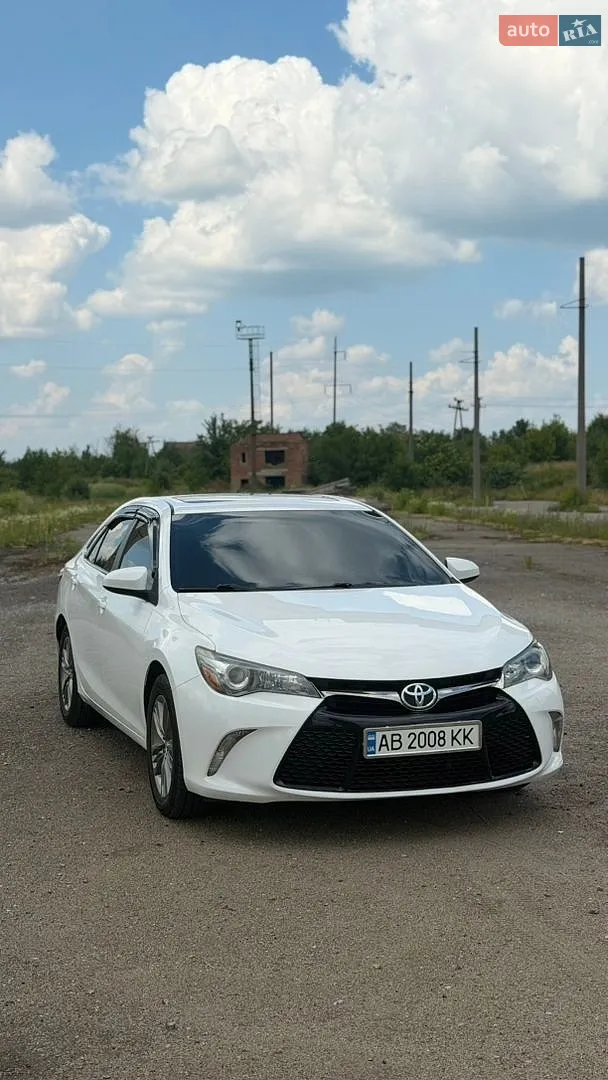 Toyota Camry, 2015