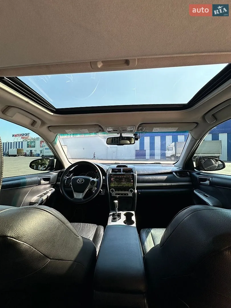 Toyota Camry, 2013