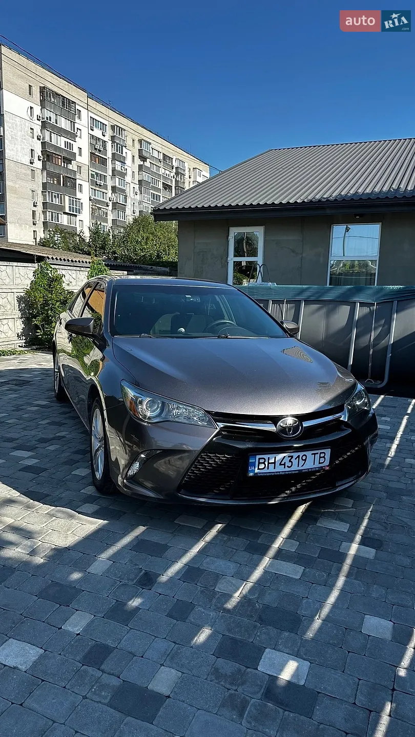 Toyota Camry, 2015