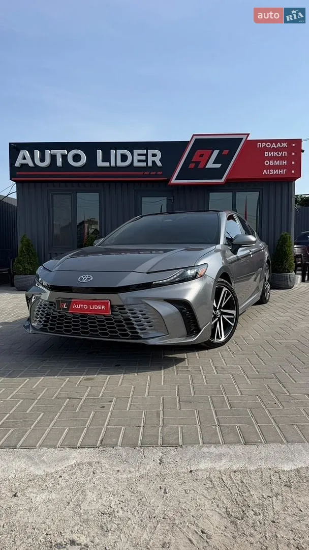 Toyota Camry, 2025