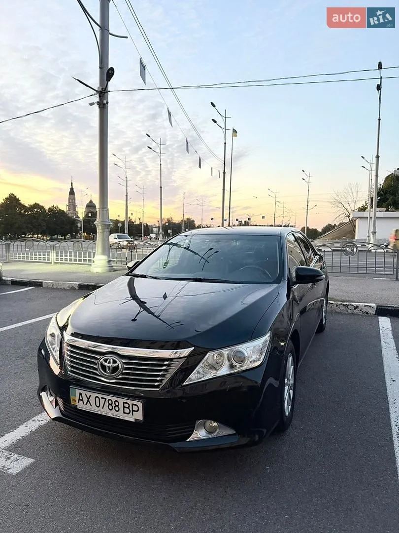 Toyota Camry, 2012