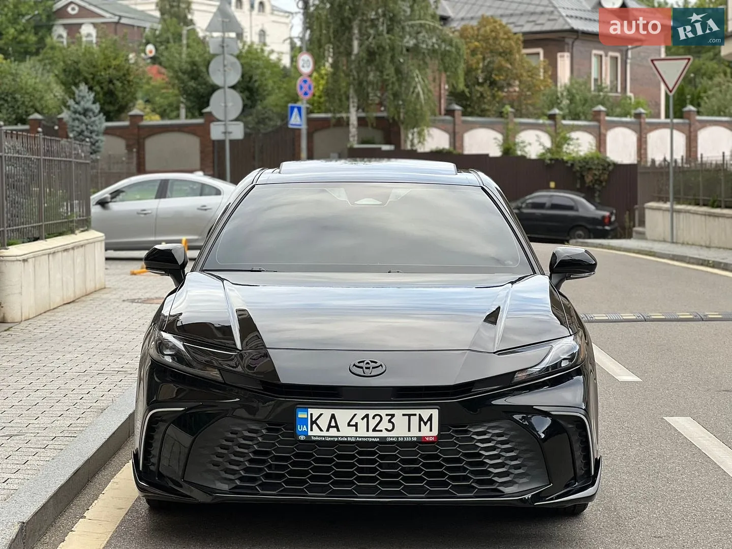 Toyota Camry, 2024