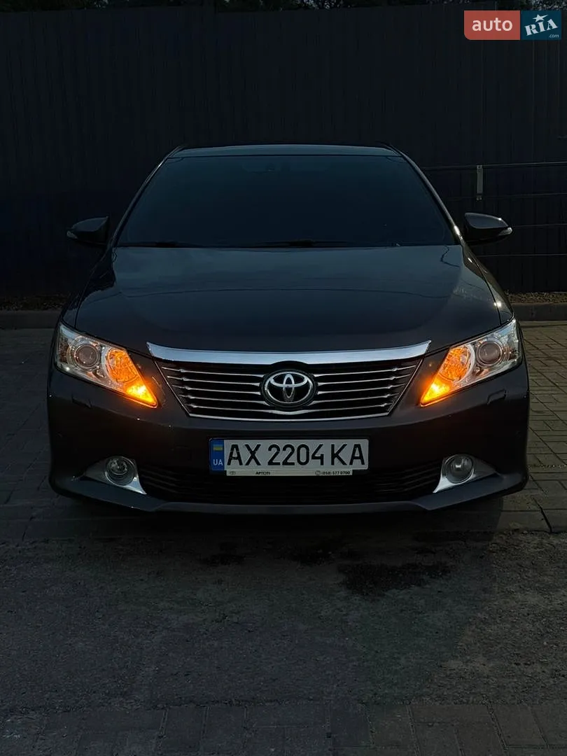Toyota Camry, 2013