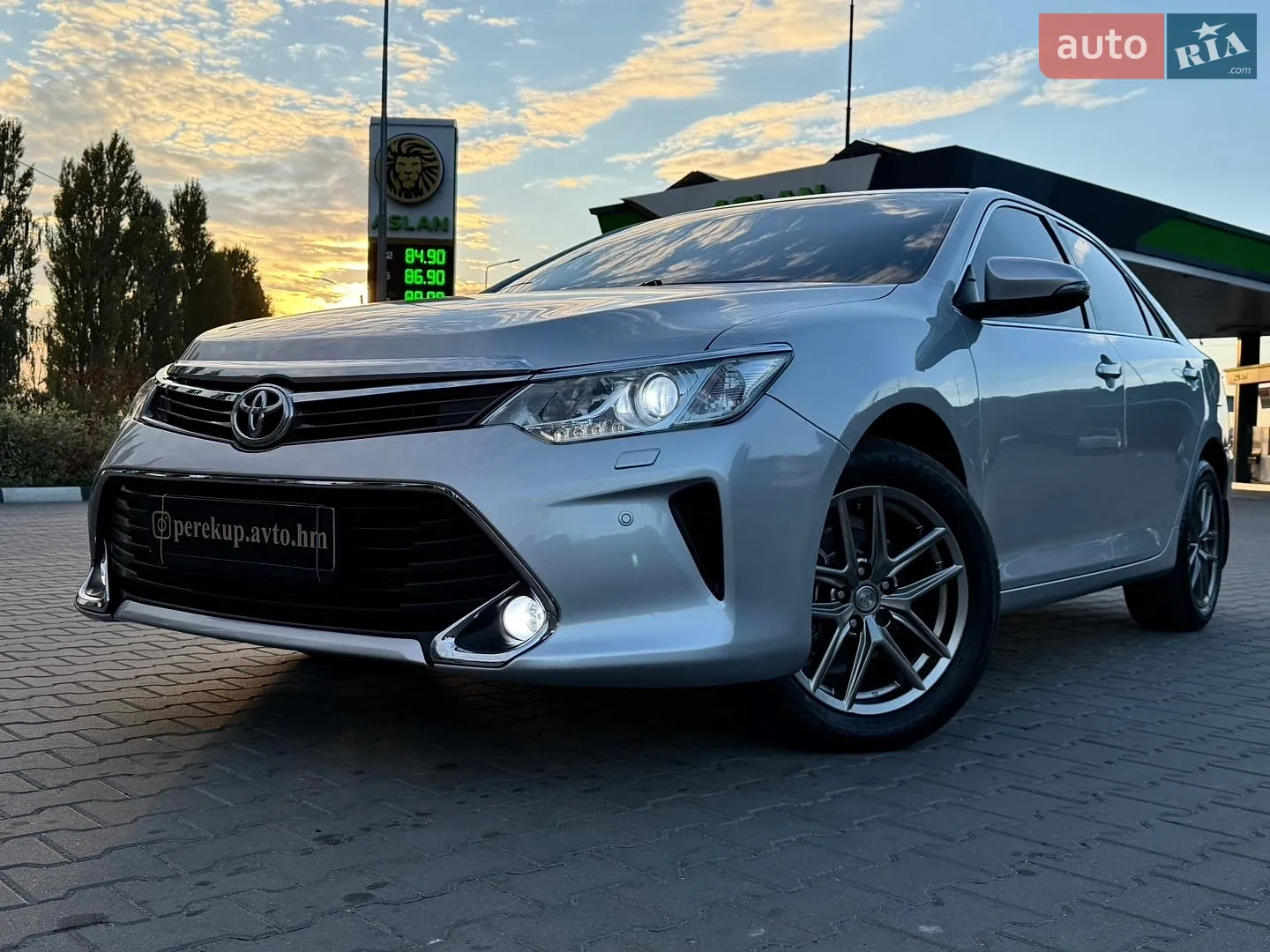 Toyota Camry, 2015