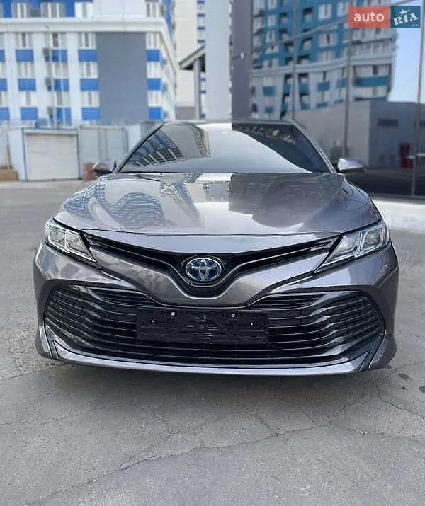 Toyota Camry, 2020