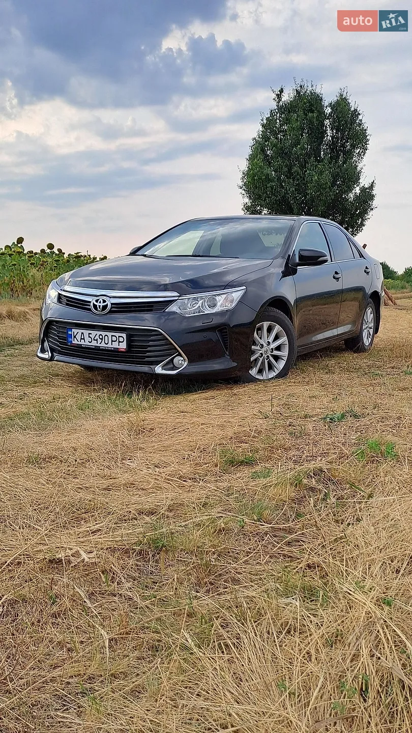 Toyota Camry, 2017