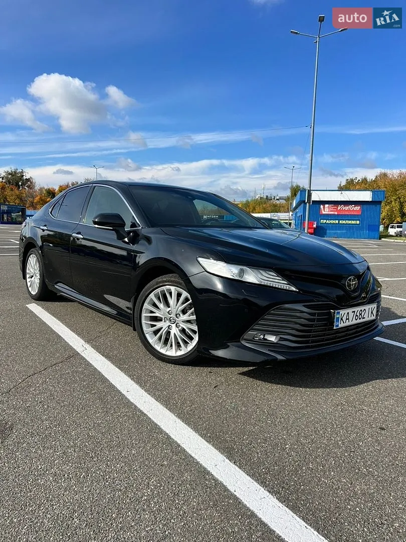 Toyota Camry, 2020