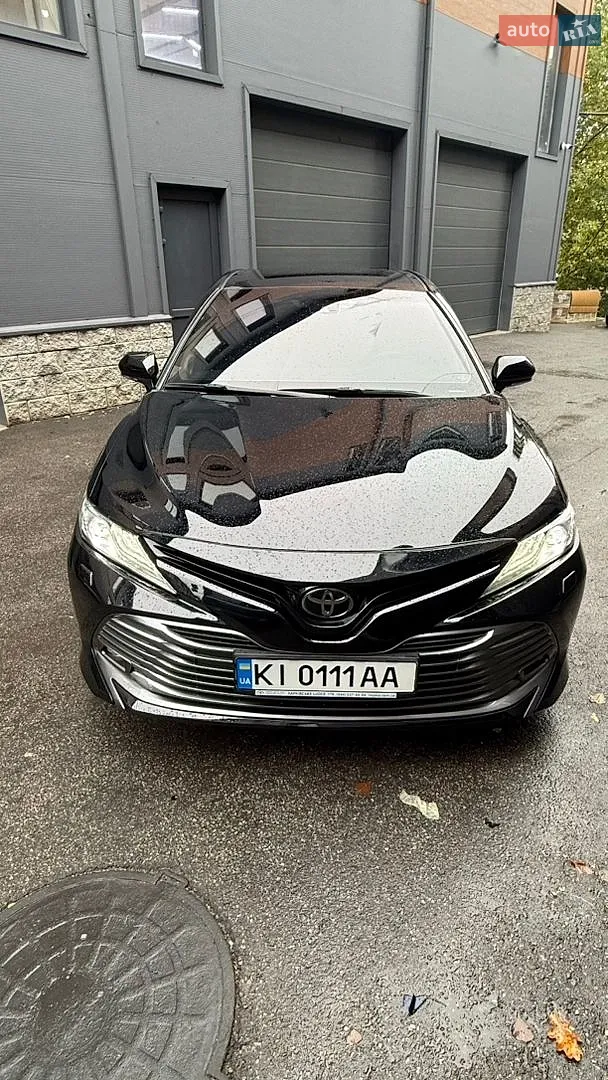 Toyota Camry, 2020