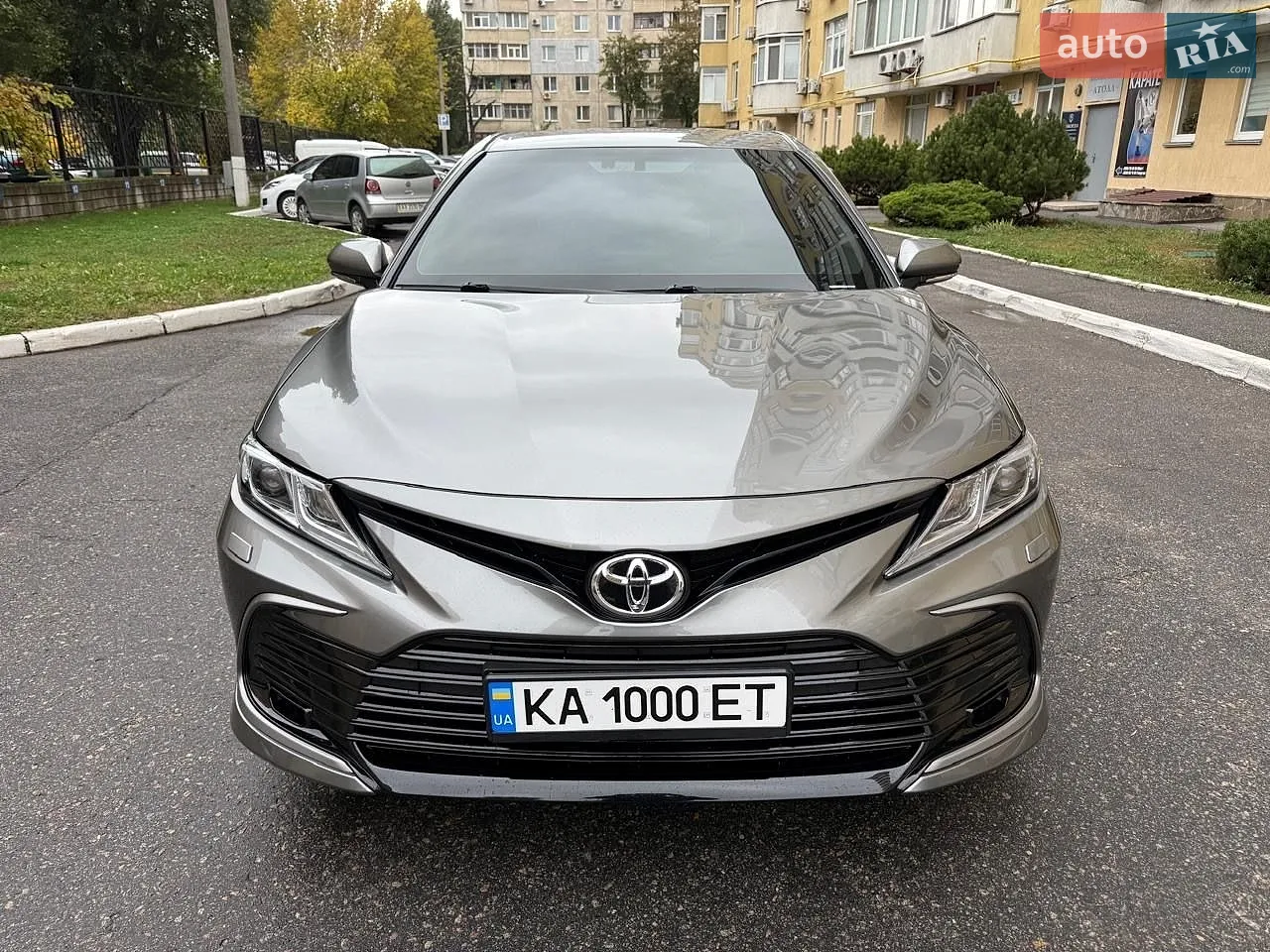 Toyota Camry, 2023