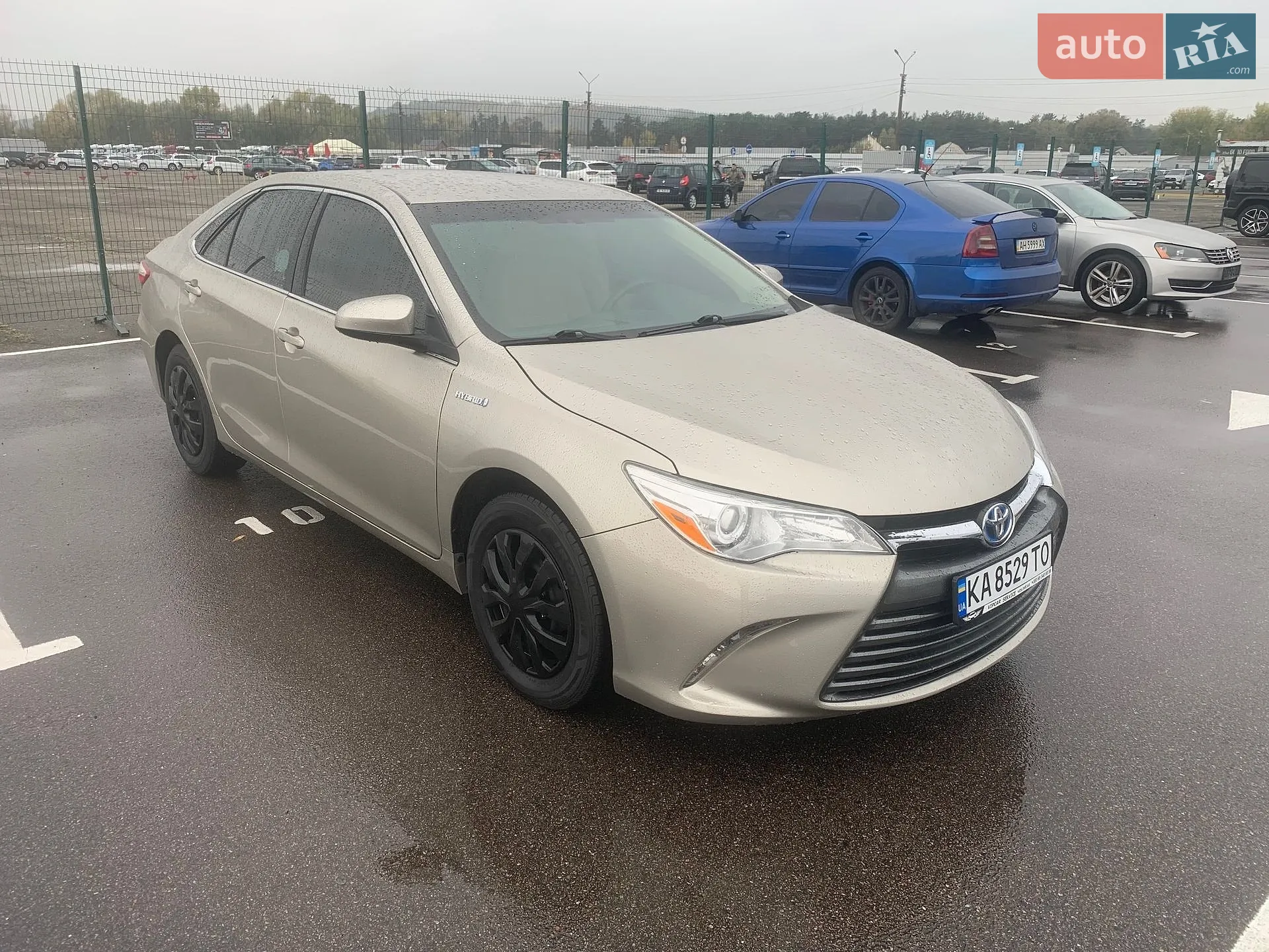 Toyota Camry, 2016