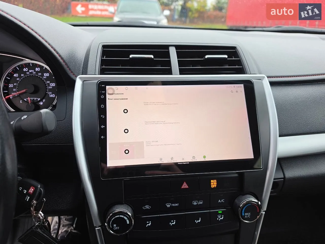 Toyota Camry, 2016