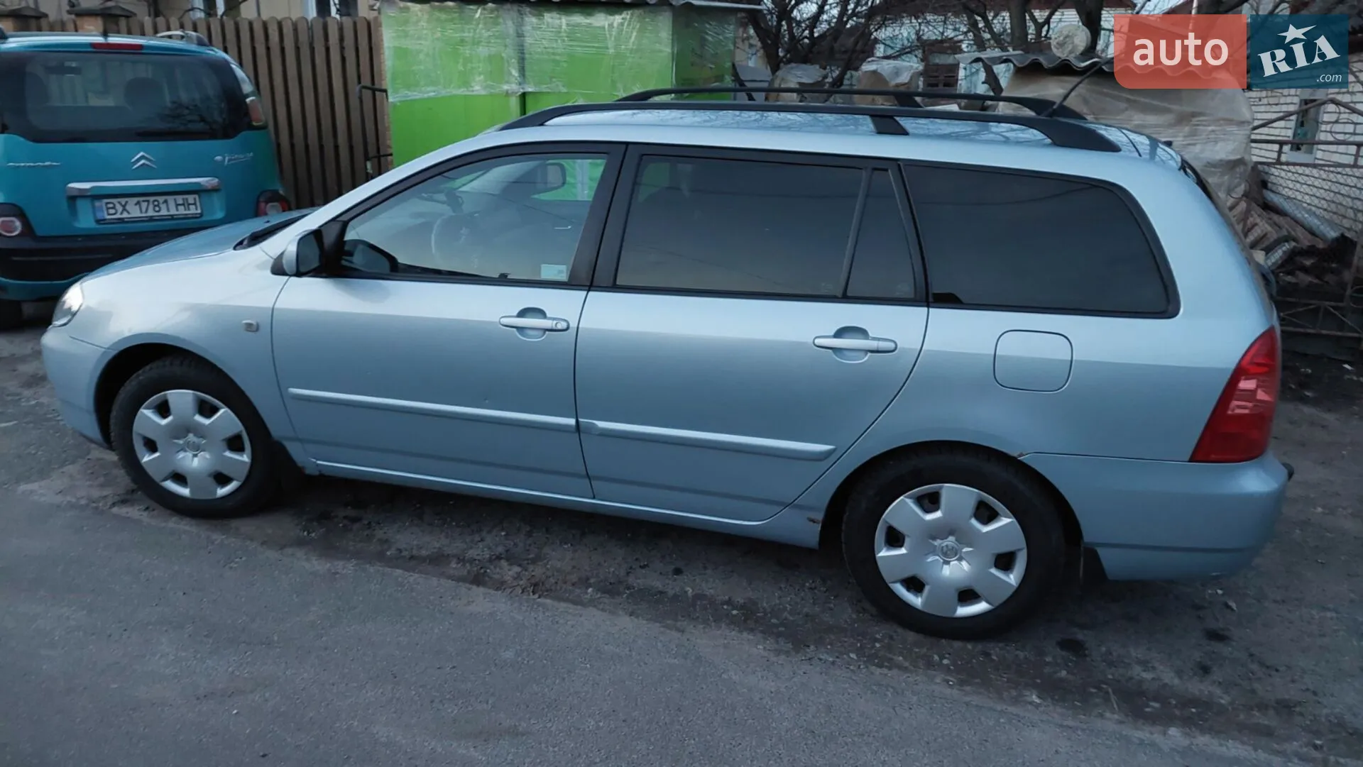 Toyota Corolla, 2004
