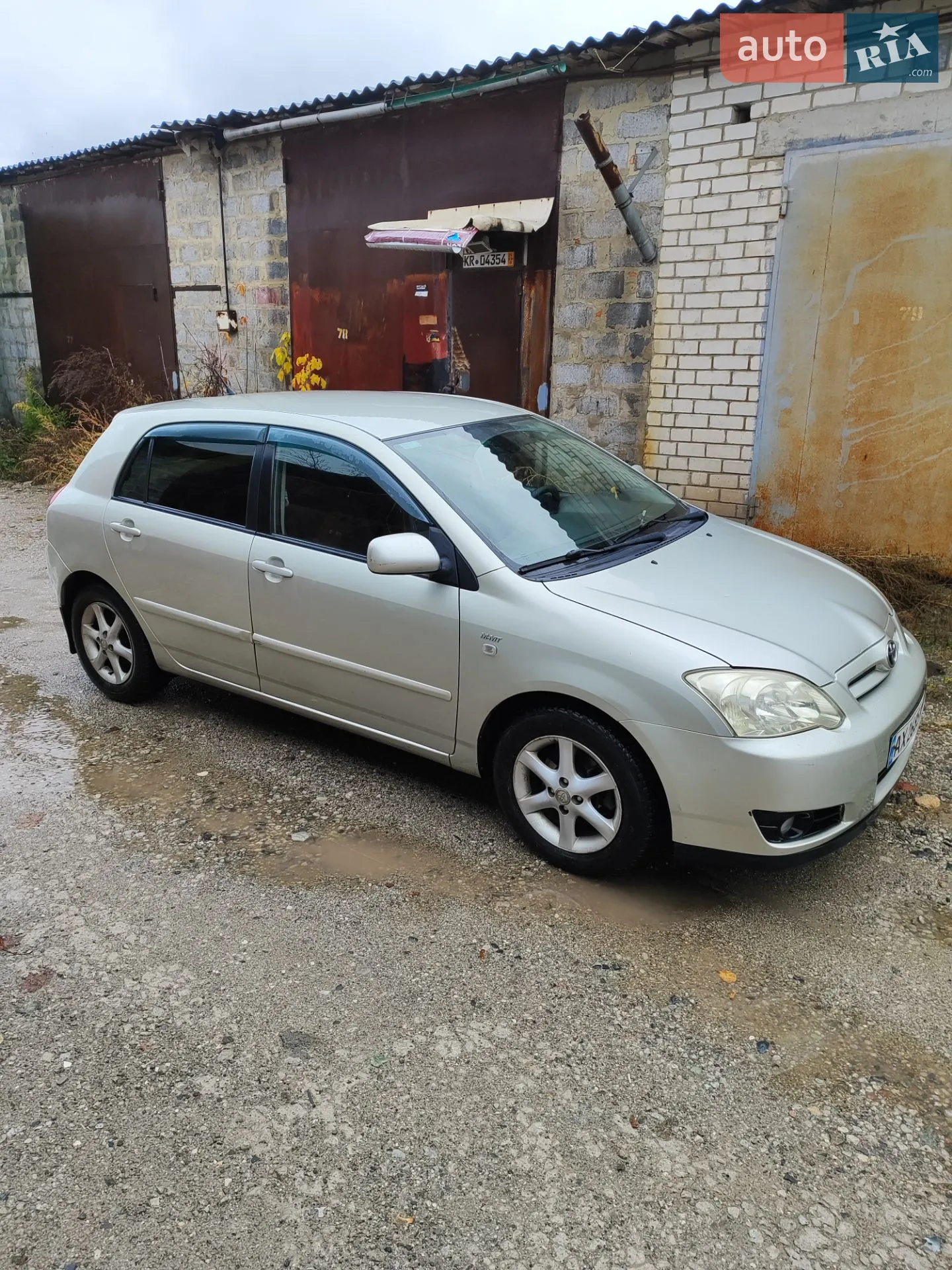 Toyota Corolla, 2005