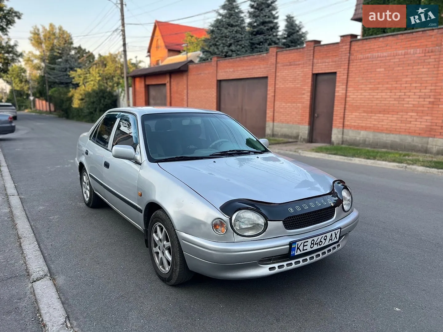 Toyota Corolla, 1998