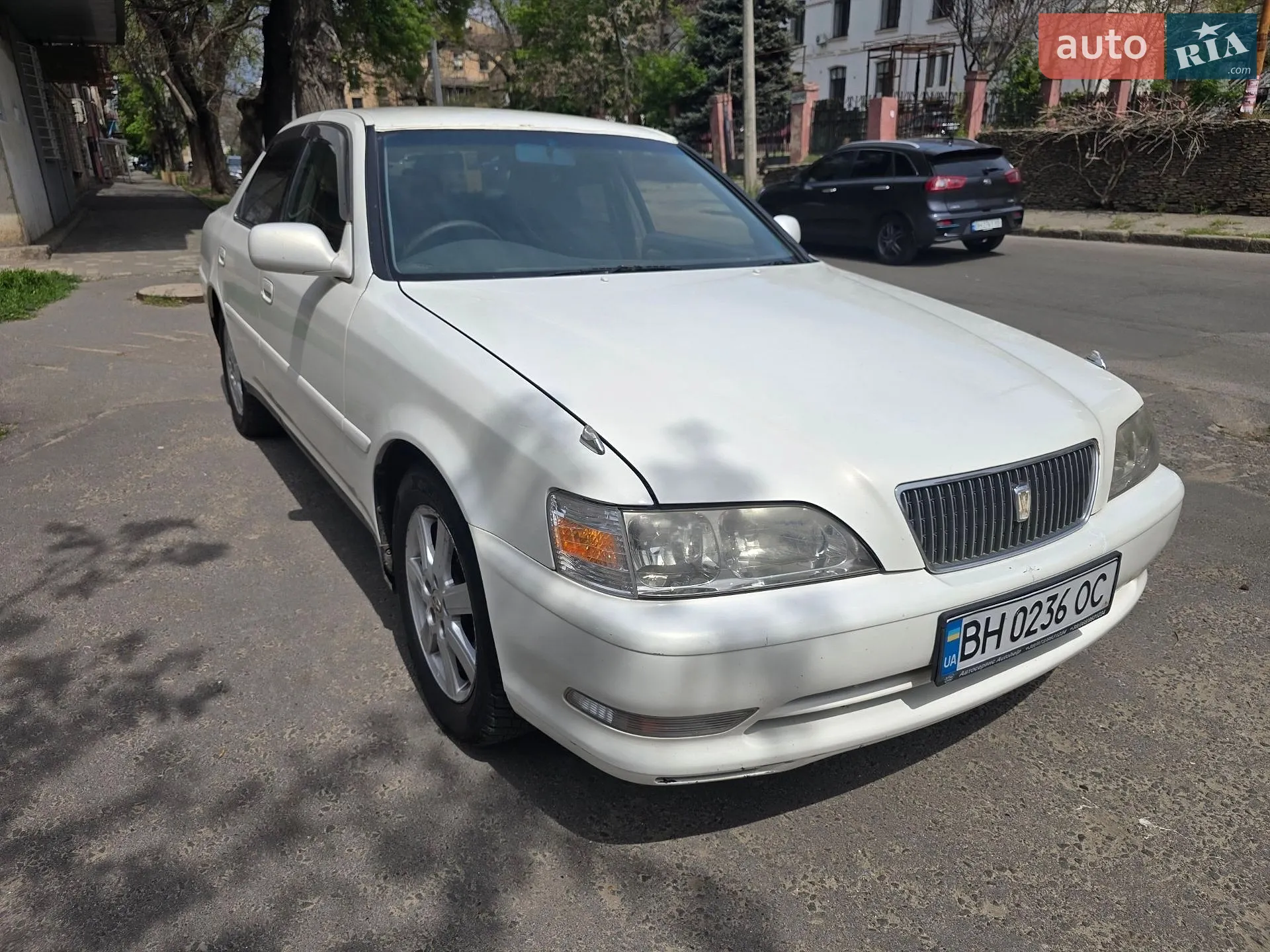 Toyota Cresta 1996 — 1