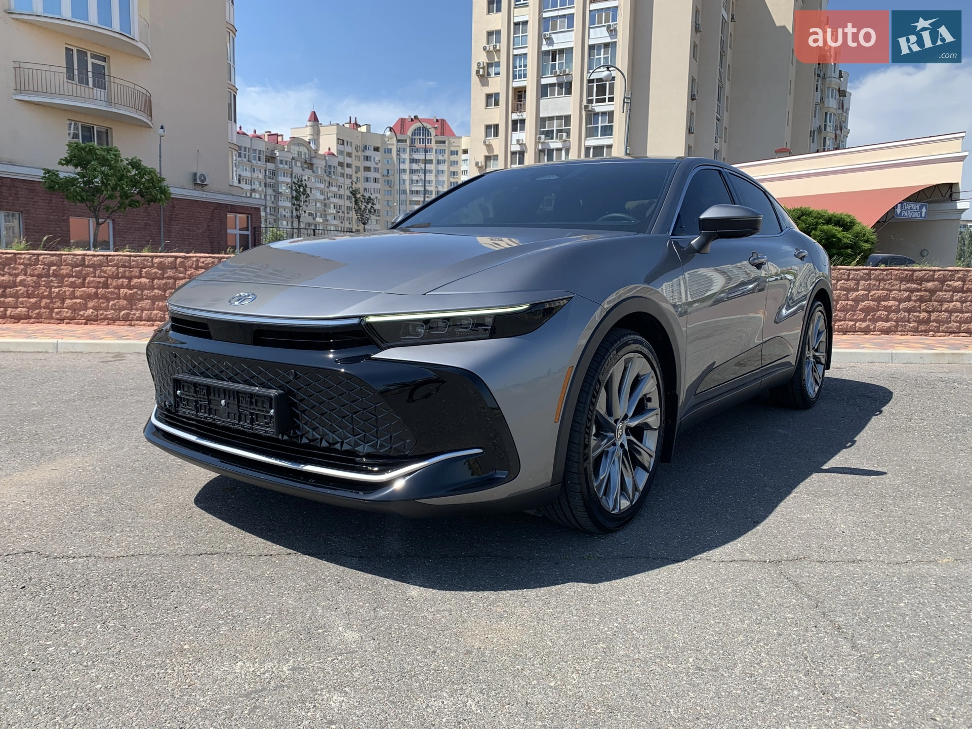 Toyota Crown, 2023