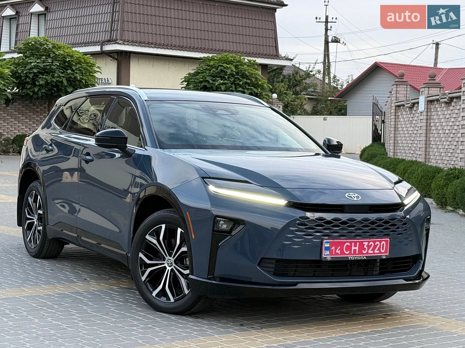 Toyota Crown, 2024