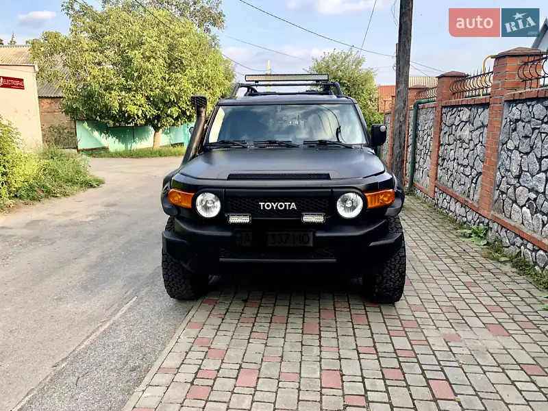 Toyota FJ Cruiser, 2006
