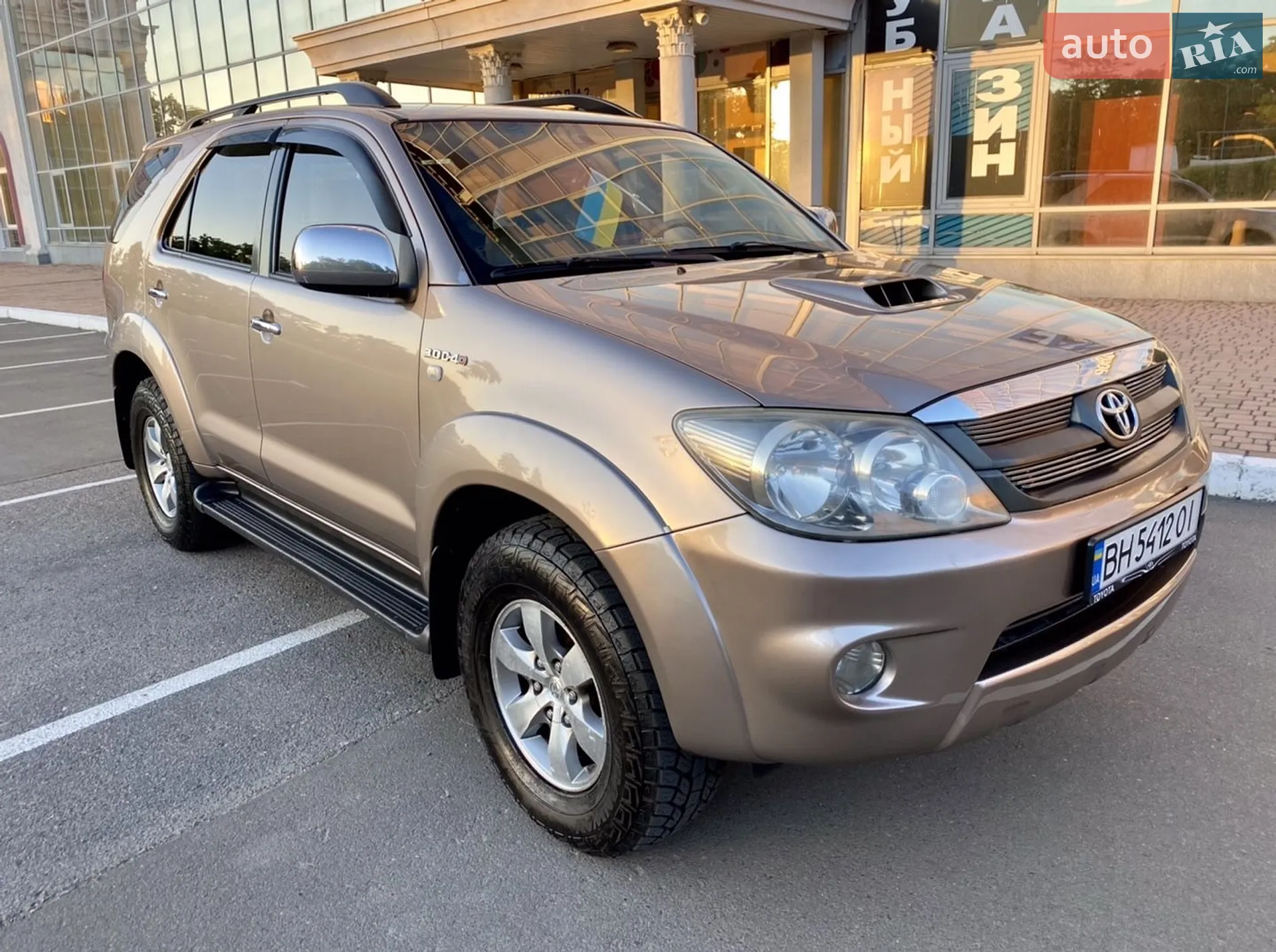 Toyota Fortuner, 2007