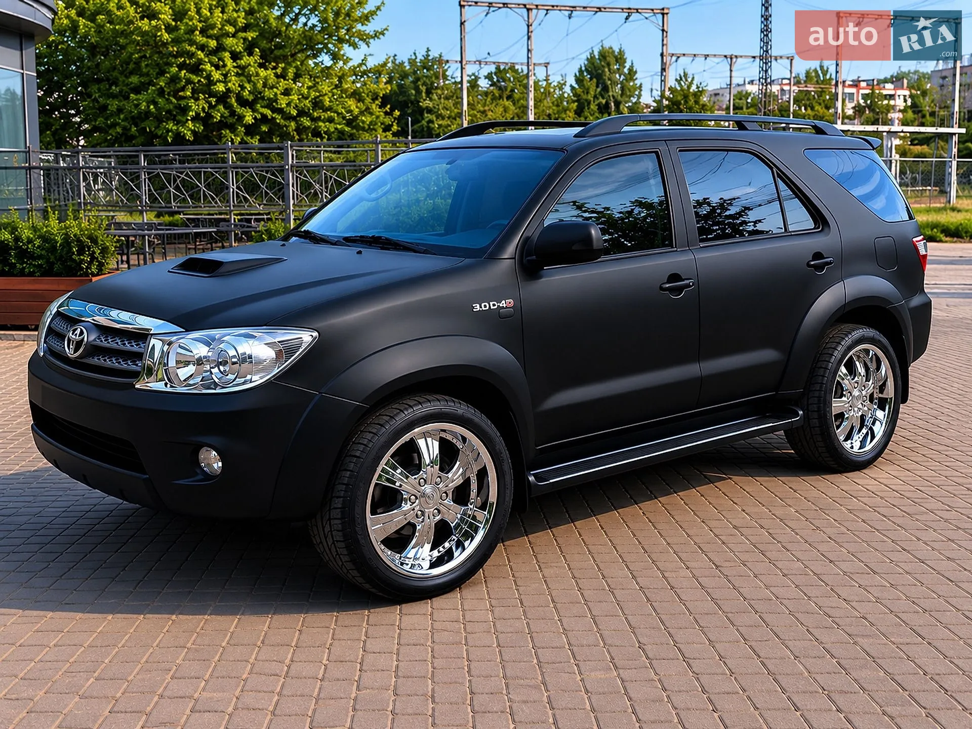 Toyota Fortuner, 2011