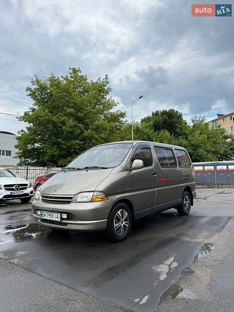 Toyota Hiace, 1995