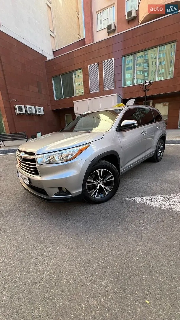 Toyota Highlander, 2015