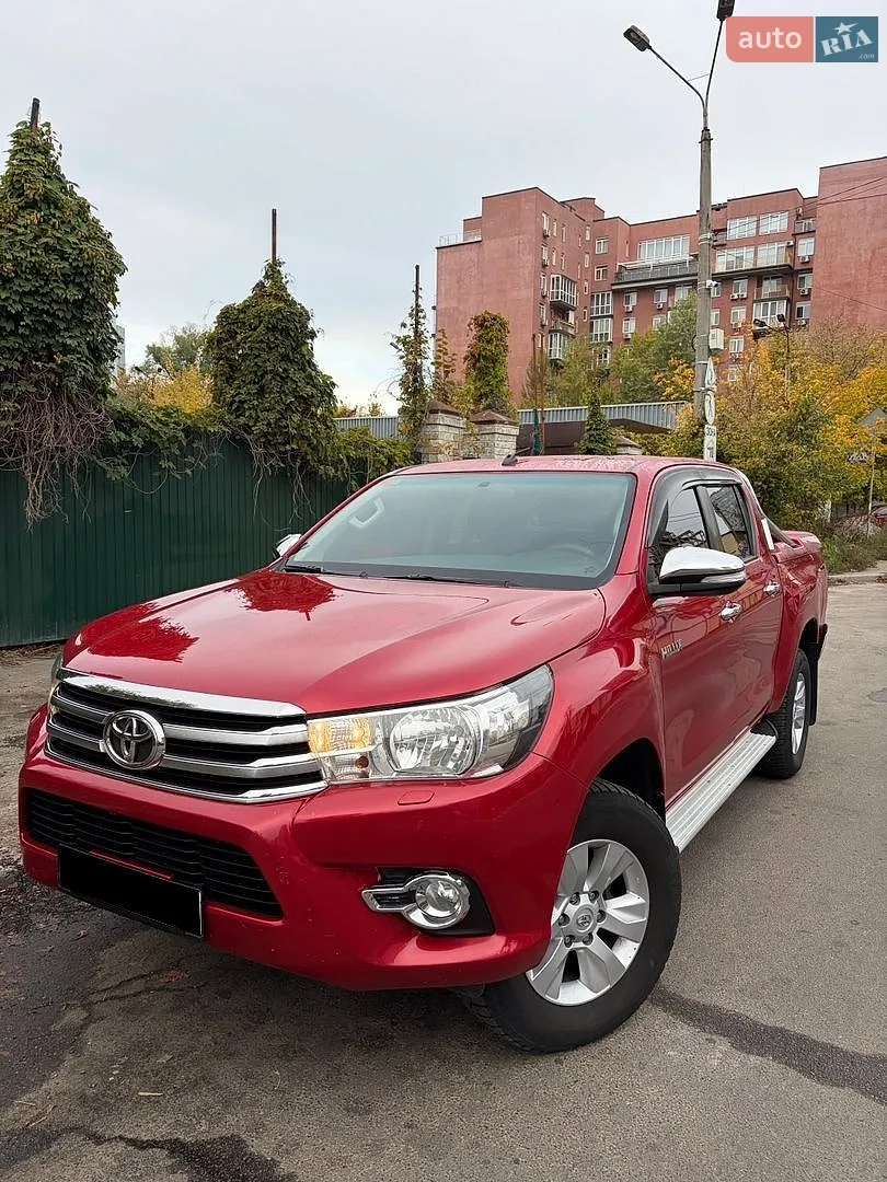 Toyota Hilux, 2015