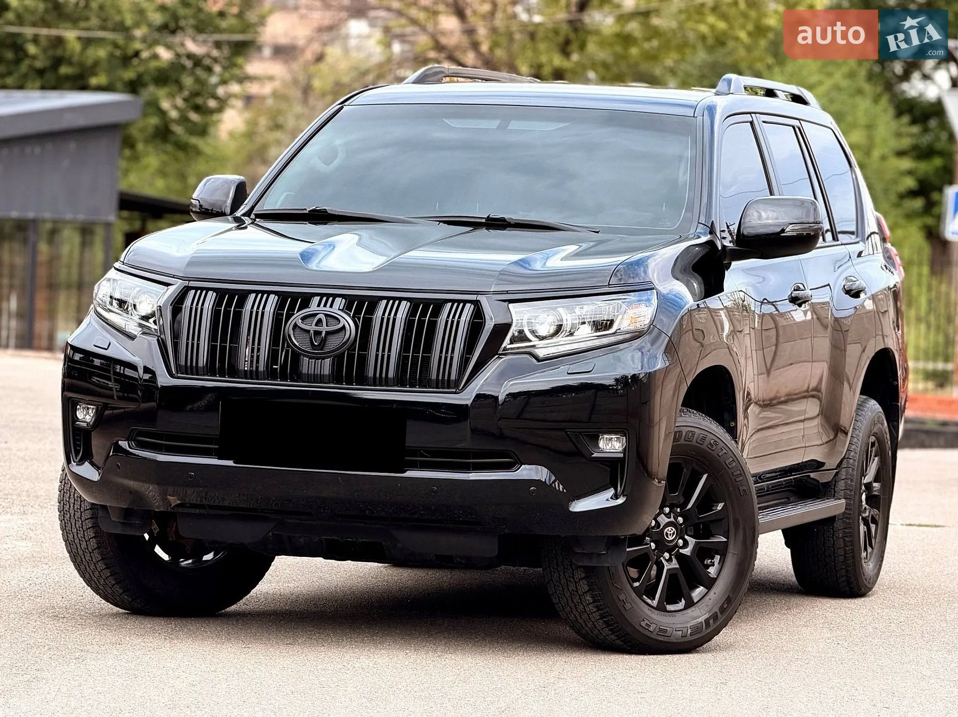 Toyota Land Cruiser Prado, 2023