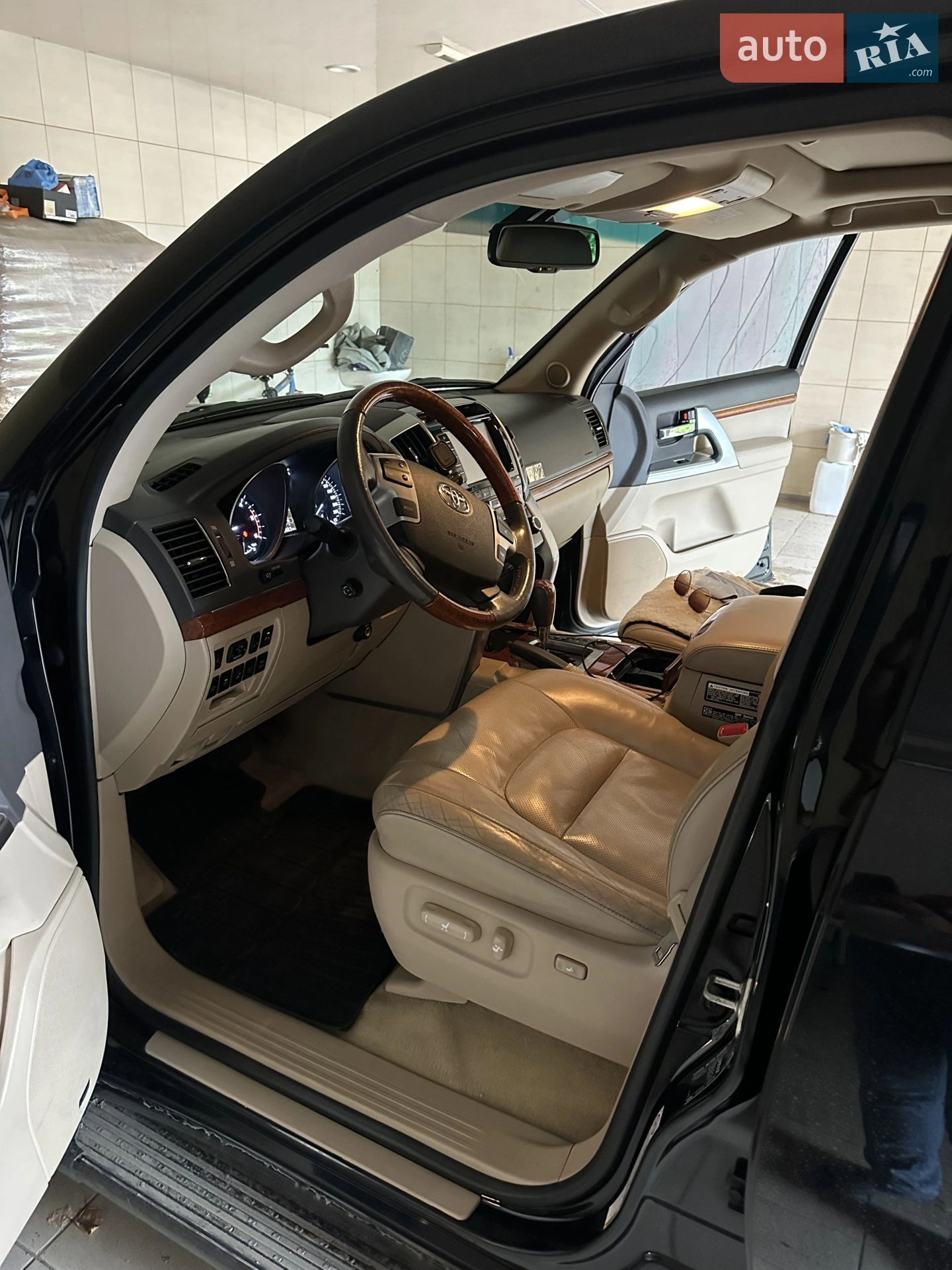 Toyota Land Cruiser, 2012