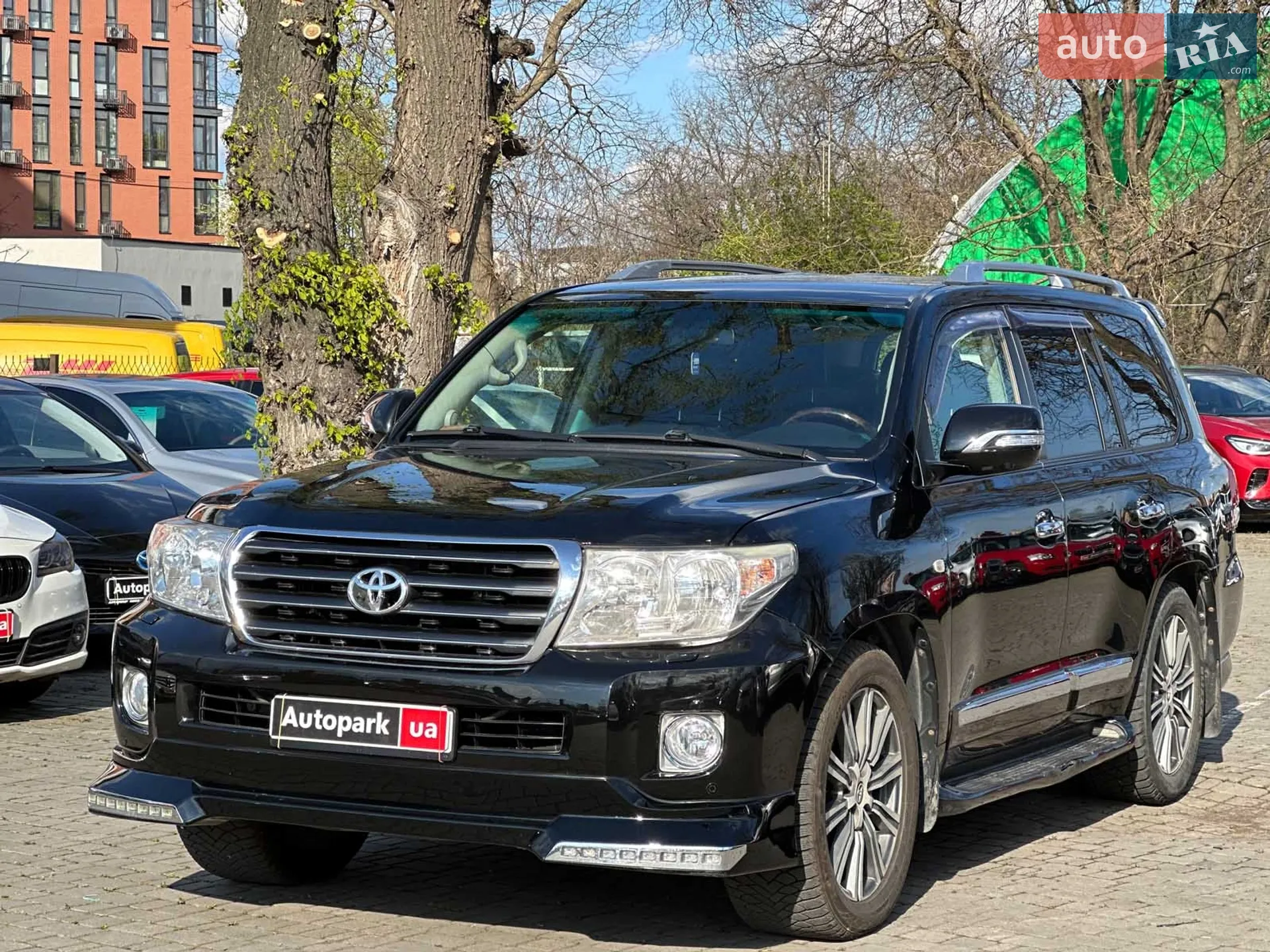 Toyota Land Cruiser, 2011