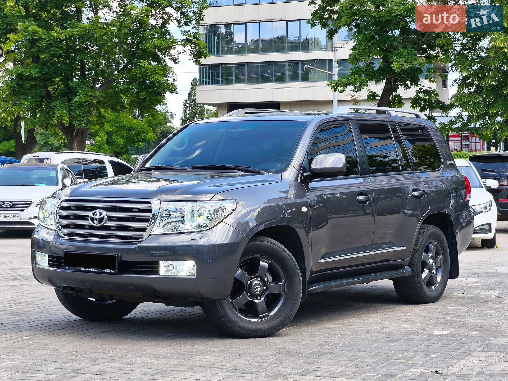 Toyota Land Cruiser, 2011