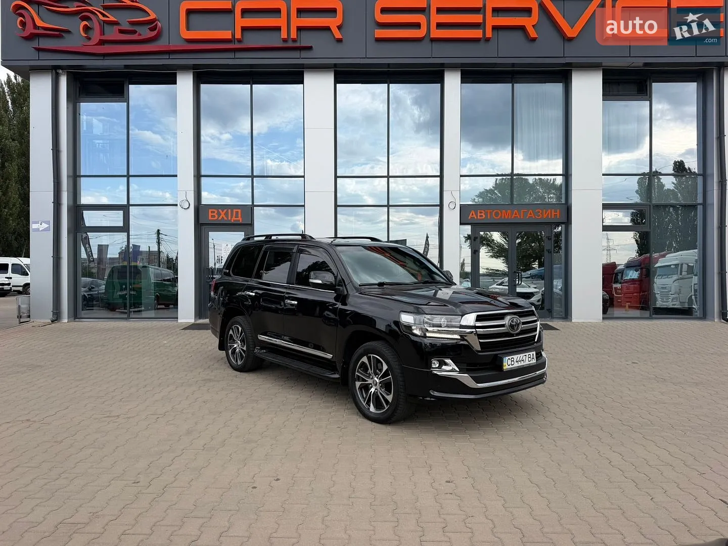 Toyota Land Cruiser 2020 — 1