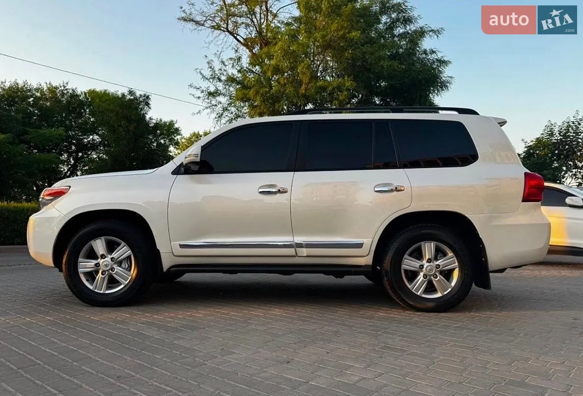 Toyota Land Cruiser, 2014