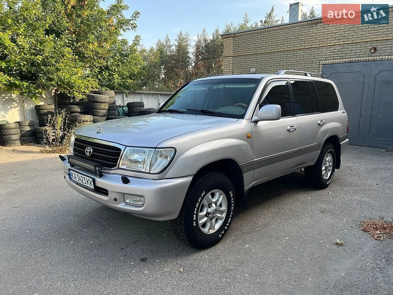 Toyota Land Cruiser, 2001