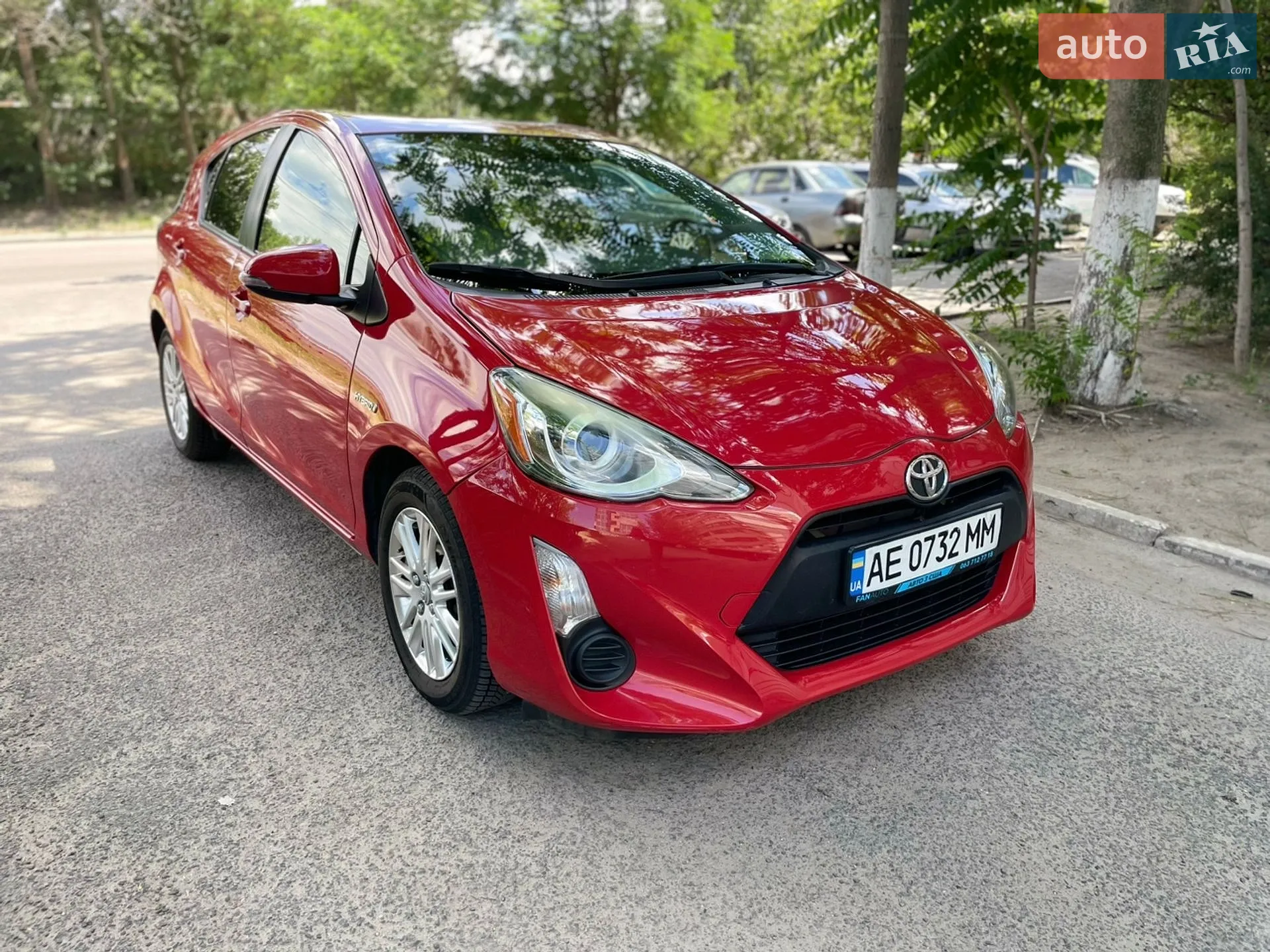 Toyota Prius C, 2015