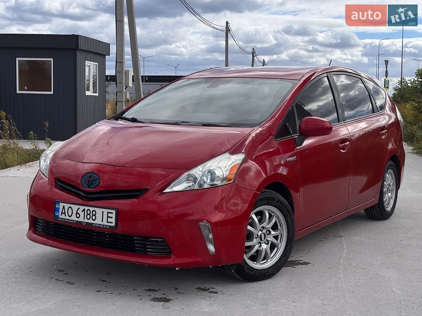 Toyota Prius v, 2012
