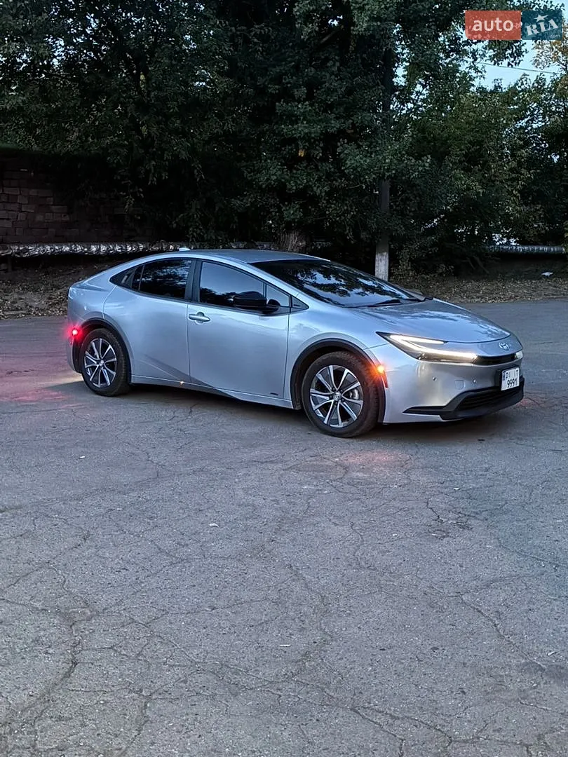 Toyota Prius, 2023