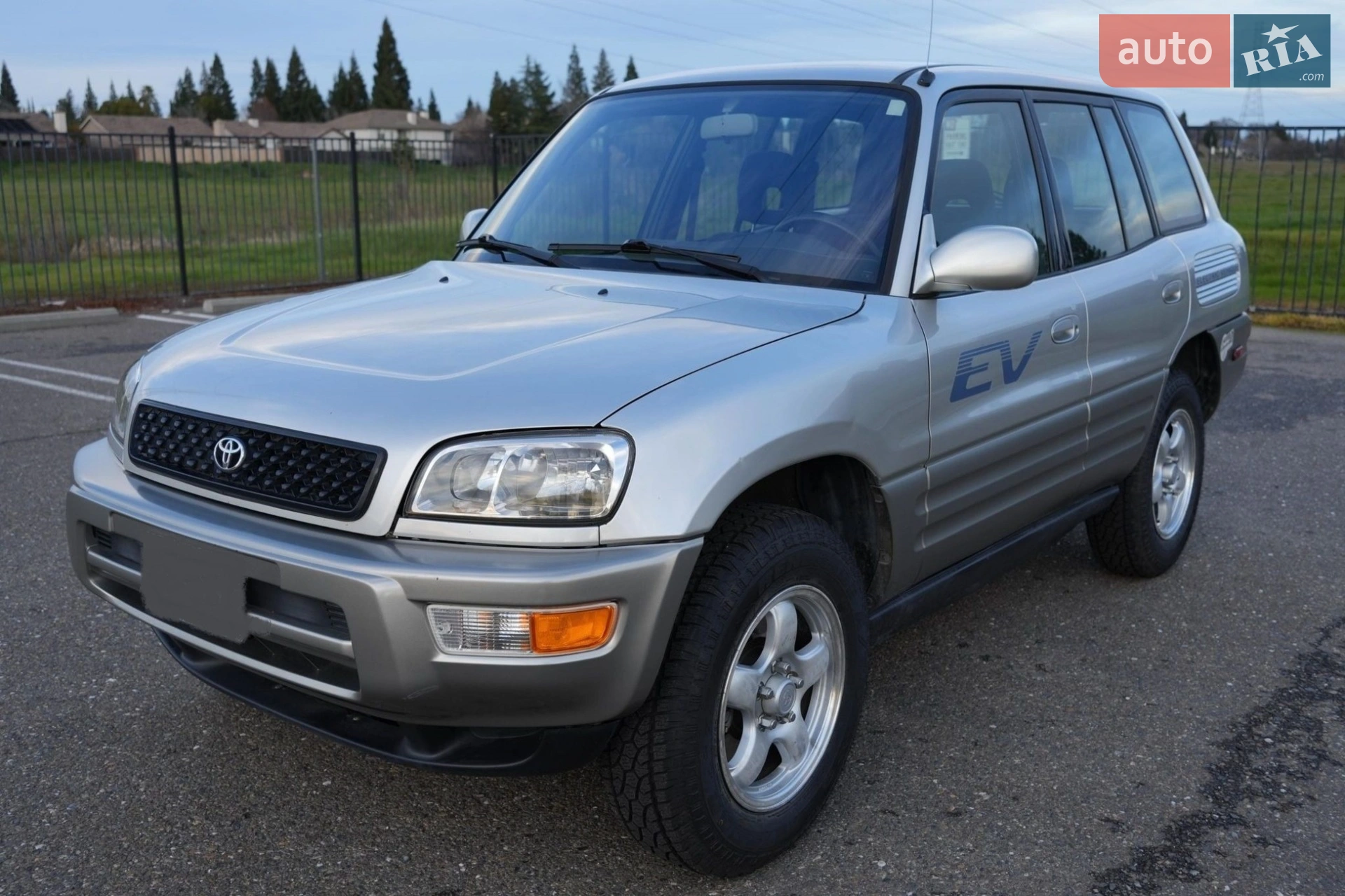 Toyota RAV4, 2001
