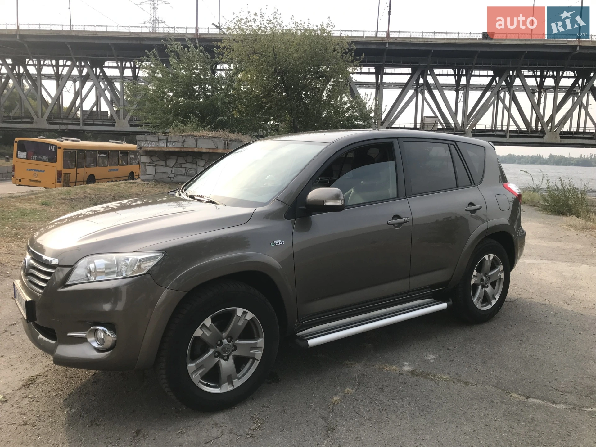Toyota RAV4, 2011