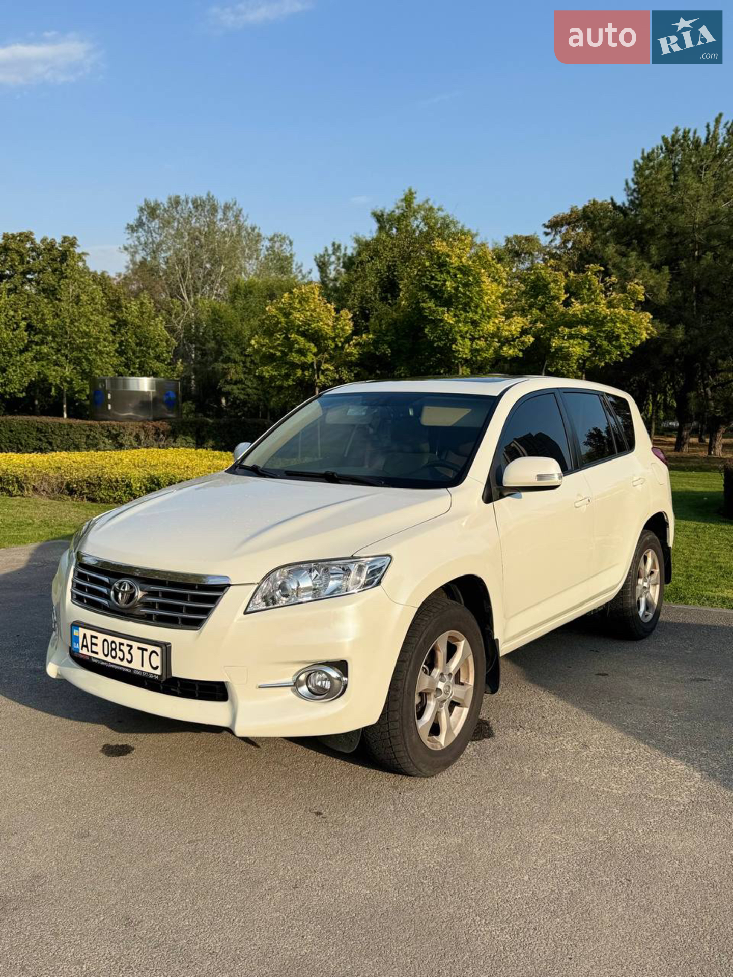 Toyota RAV4, 2012