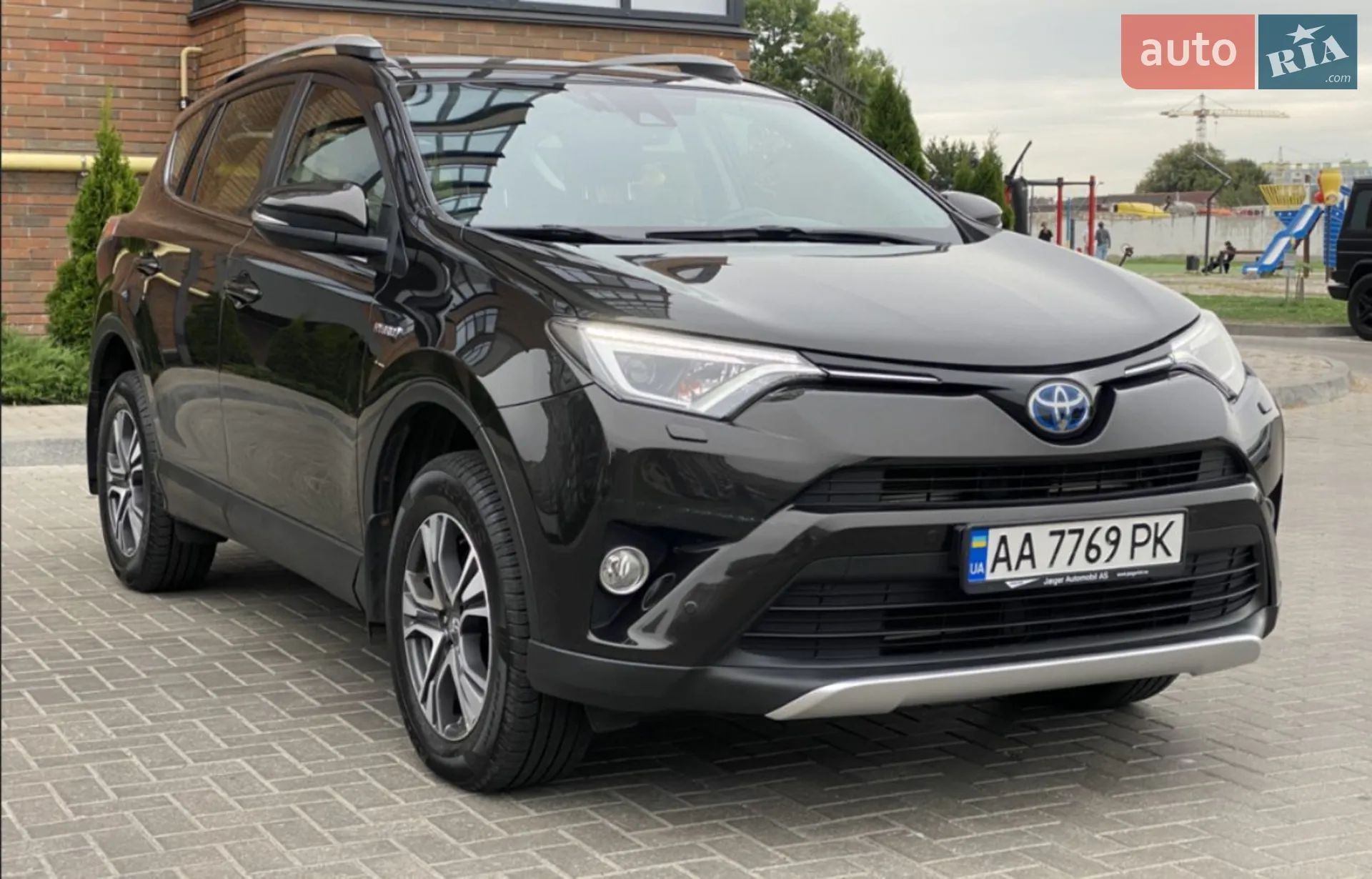 Toyota RAV4, 2016