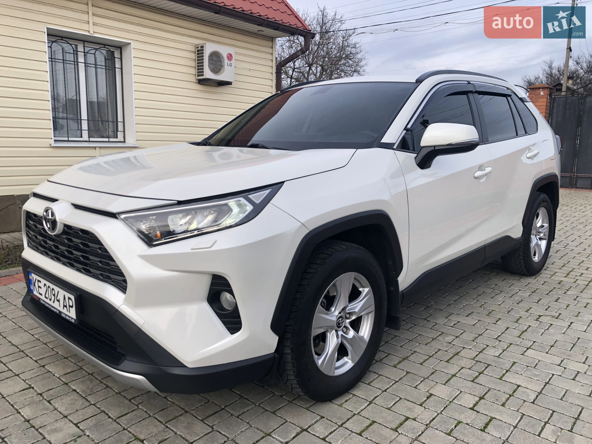 Toyota RAV4, 2019