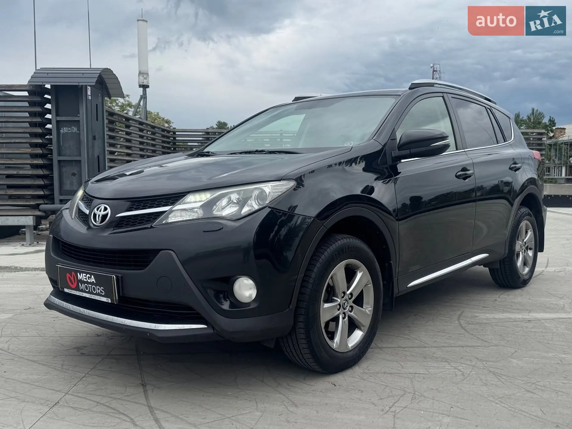 Toyota RAV4, 2015