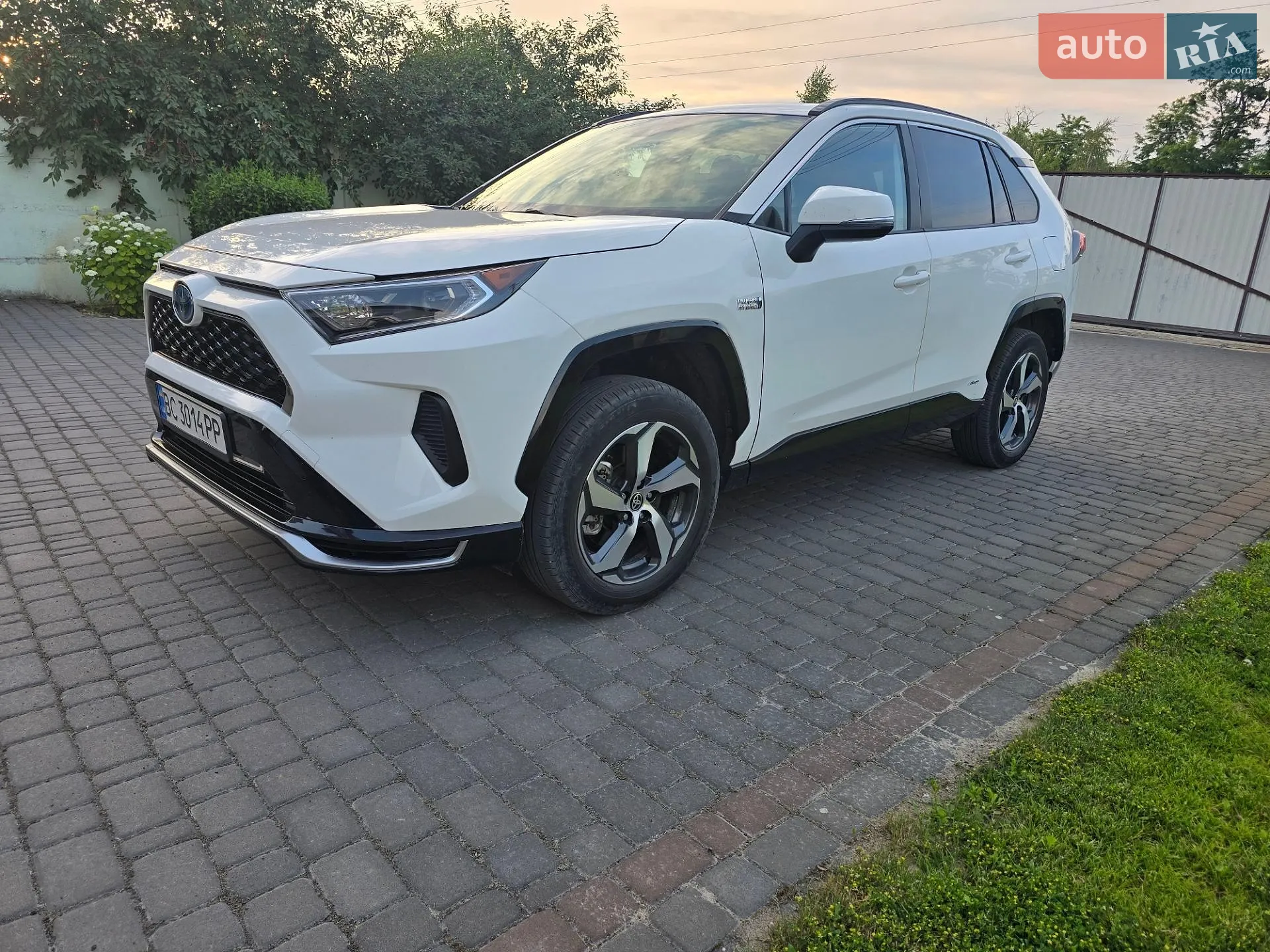 Toyota RAV4, 2021
