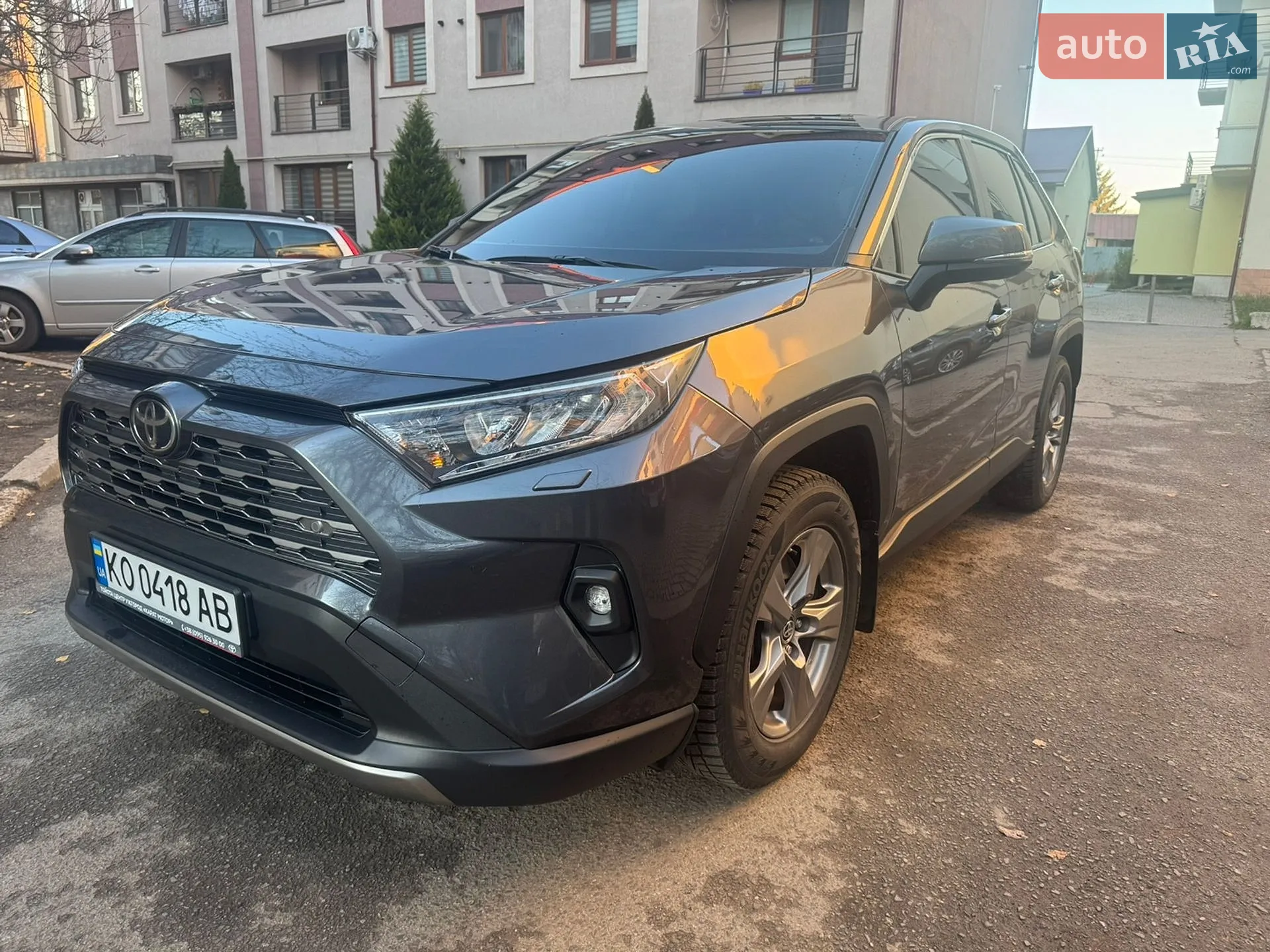 Toyota RAV4, 2023