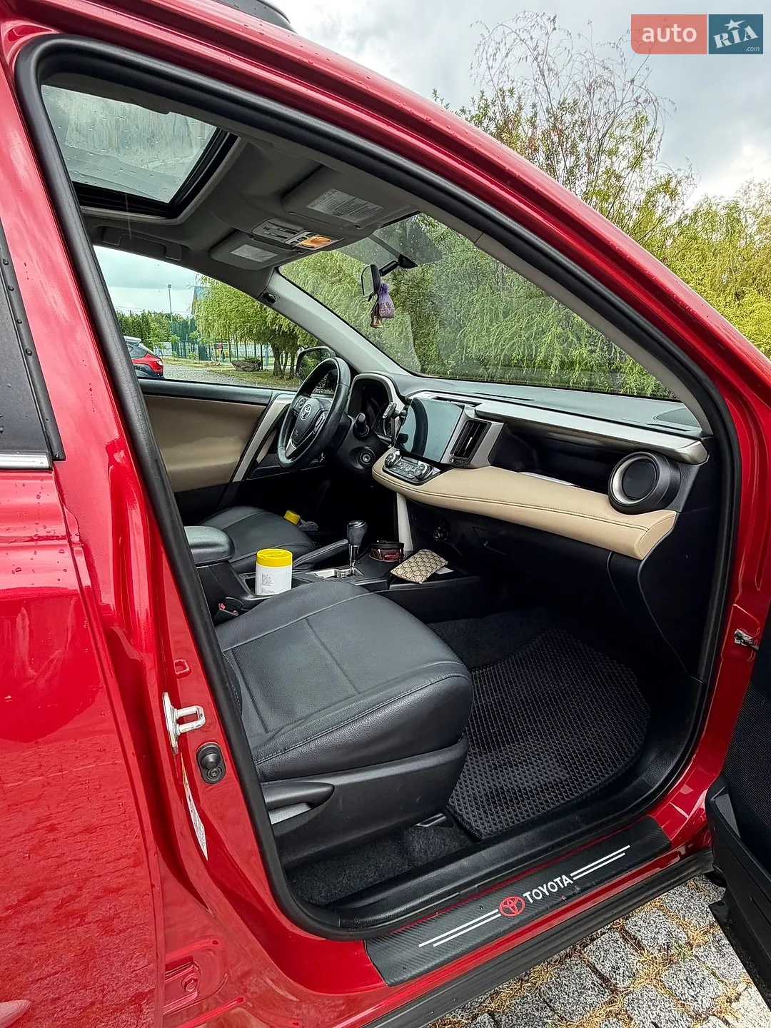 Toyota RAV4, 2014