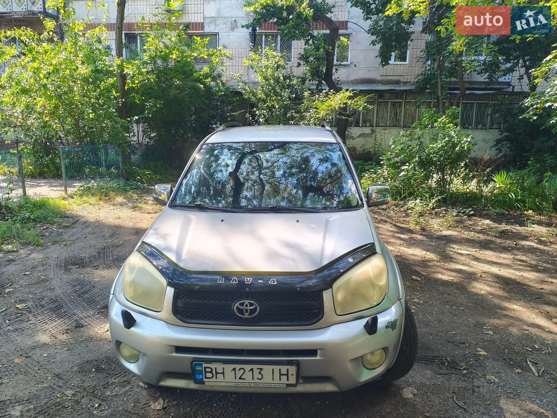 Toyota RAV4, 2005