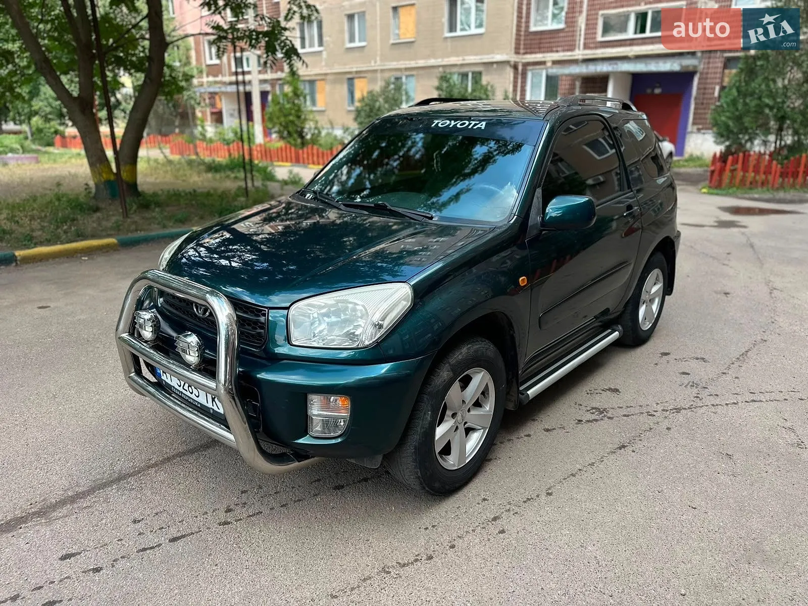 Toyota RAV4, 2001