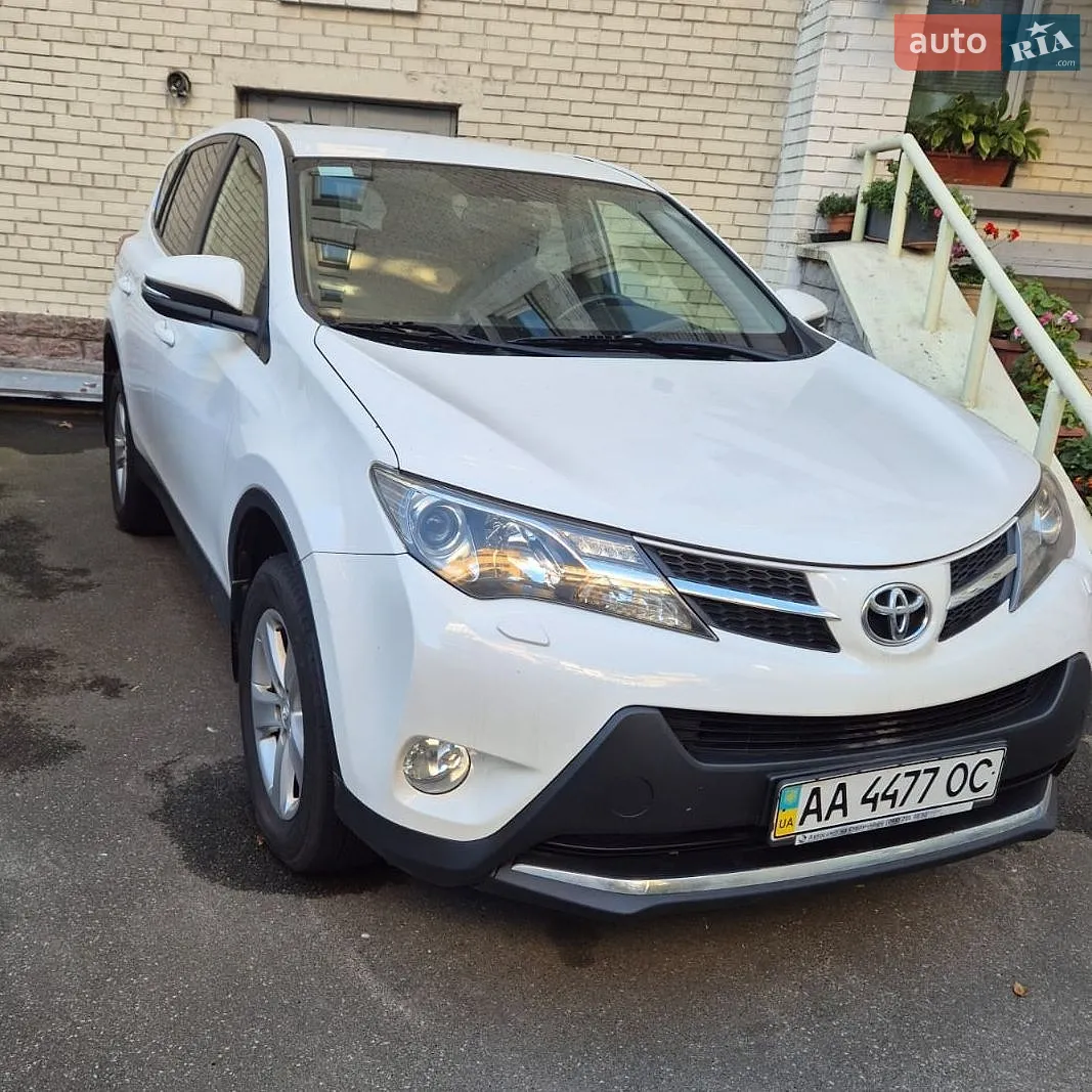 Toyota RAV4, 2013