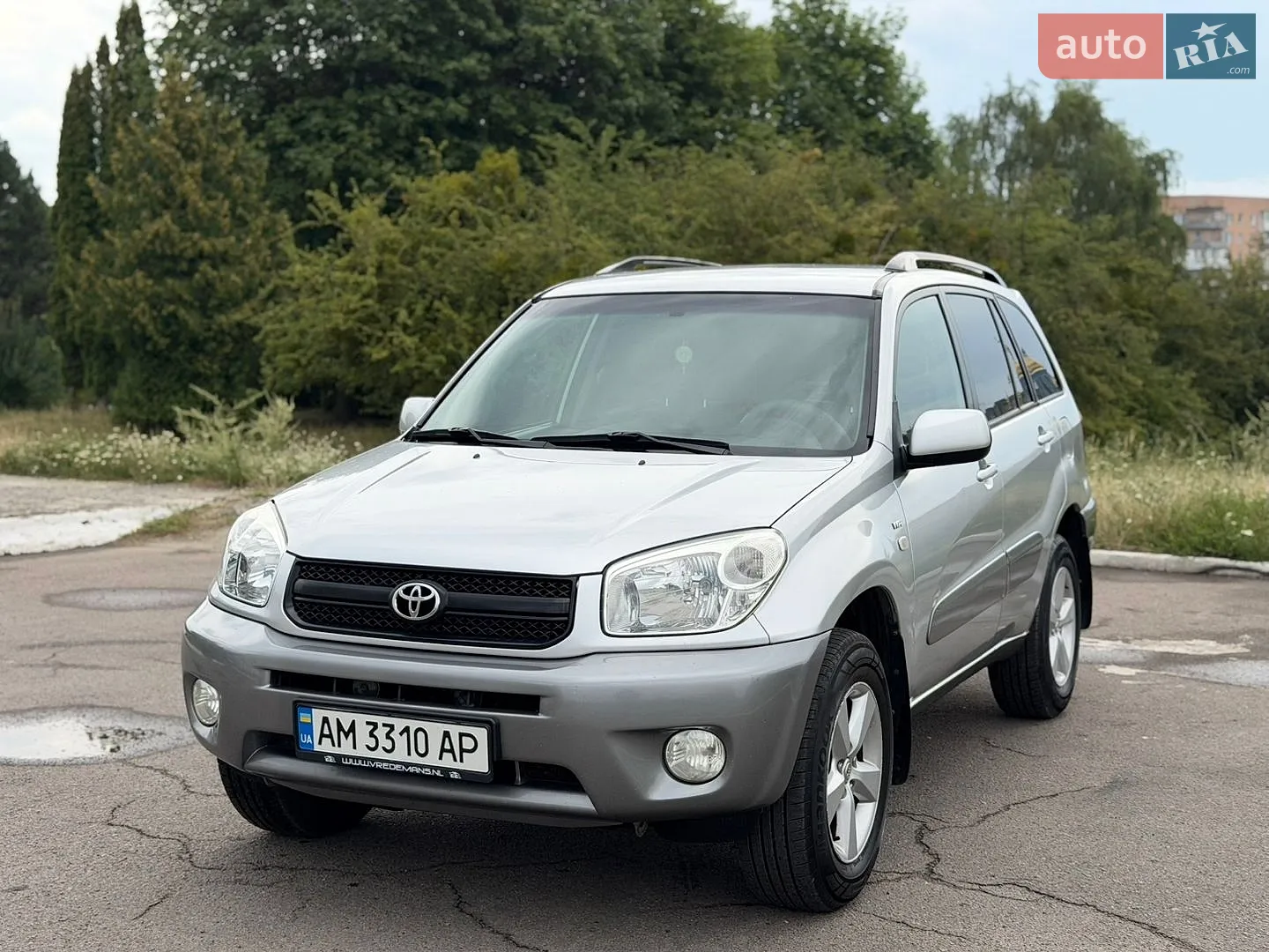 Toyota RAV4, 2004